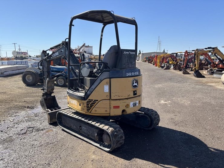 deere-27d-image-4
