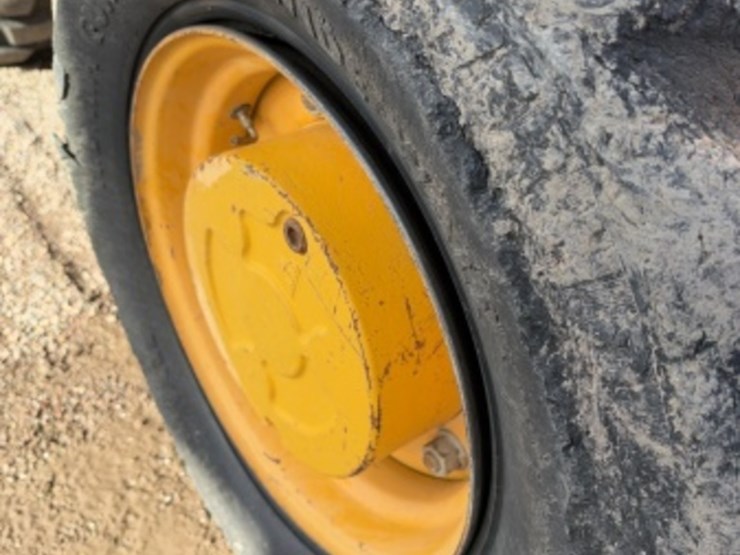 jcb-214-image-4