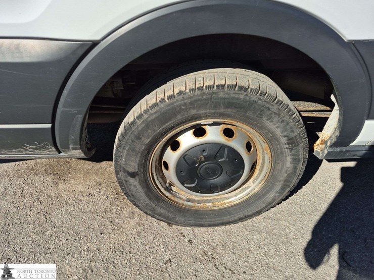 2018-ford-transit-image-24