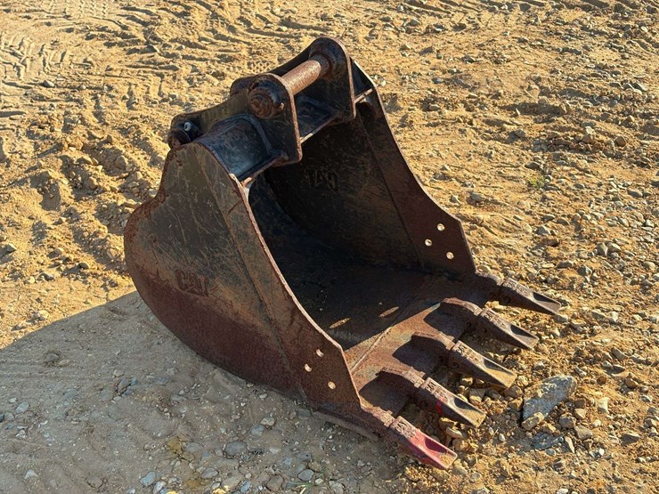 caterpillar-303-image-5