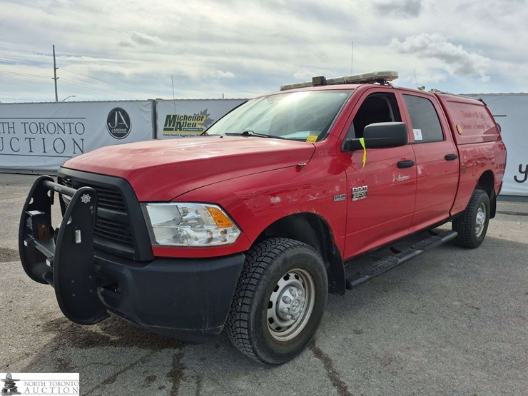 2012-dodge-2500-image-1