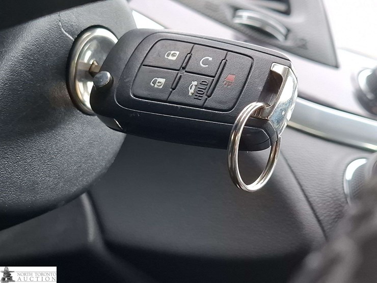 2017-chevrolet-impala-image-13
