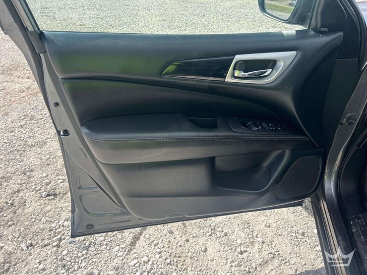 2019-nissan-pathfinder-image-14