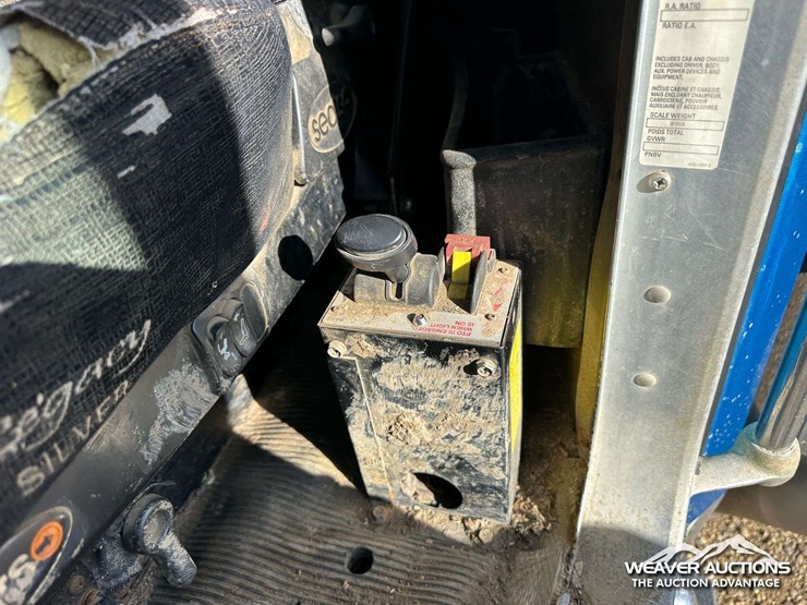 2006-kenworth-w900-image-31