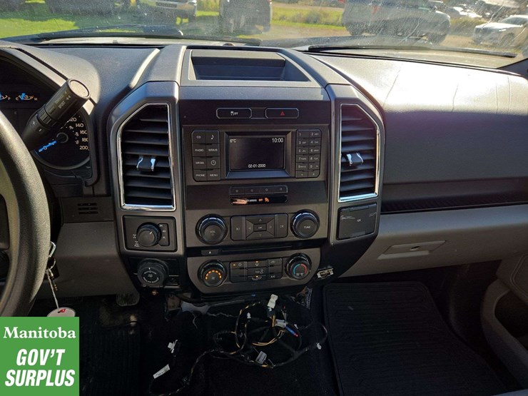 2016-ford-f150-image-19