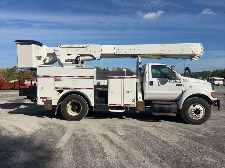 2004-ford-f750-image-4