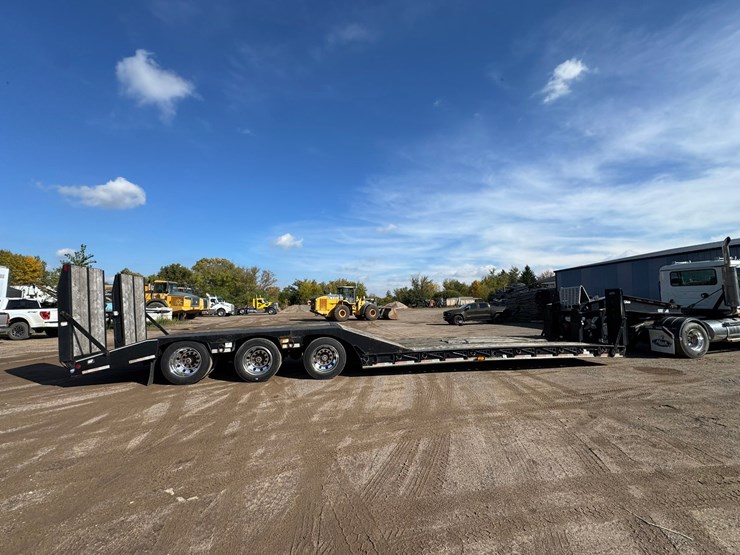 #1954-•-2016-felling-x-force-paver-special-lowboy-image-6