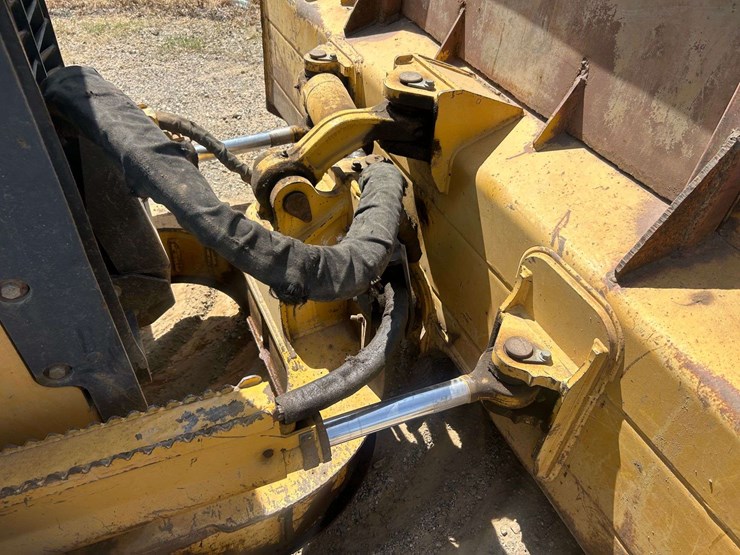 2003-deere-650h-lgp-image-37