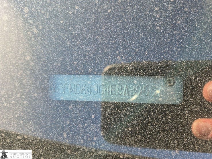 2014-ford-edge-image-15
