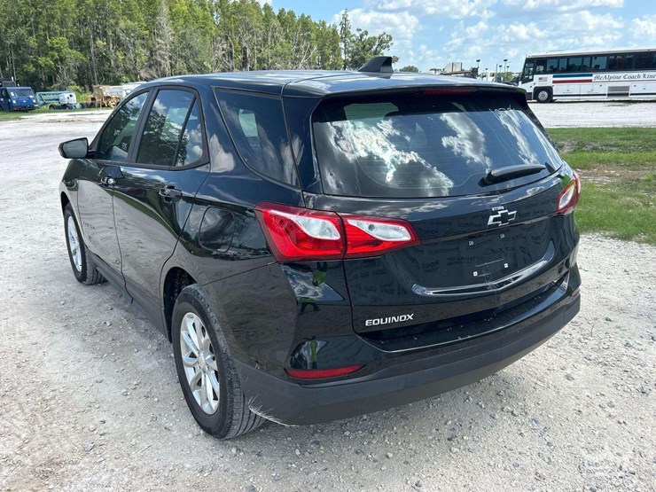 2020-chevrolet-equinox-image-4