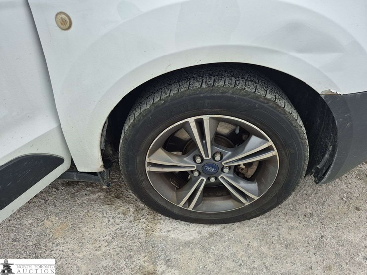 2015-ford-transit-connect-image-32