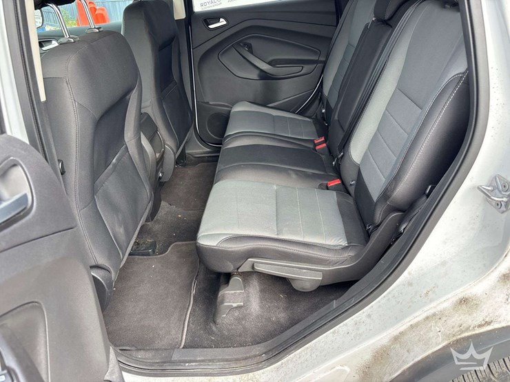 2016-ford-escape-image-21