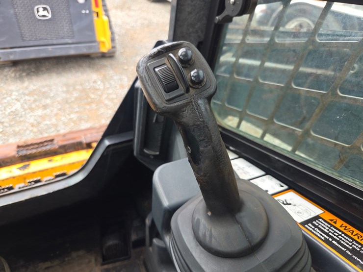 deere-333g-image-39