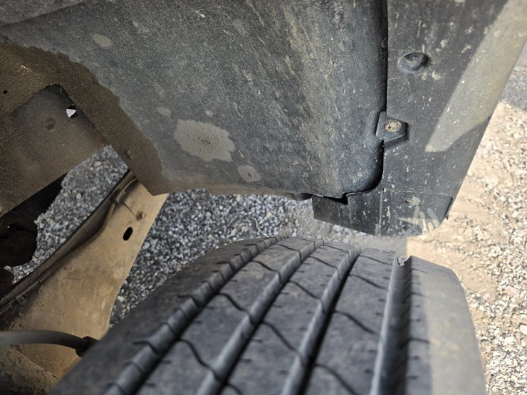 2005-ford-f550-image-29