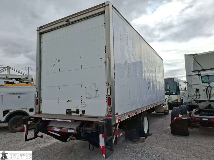 2013-international-durastar-4300-image-4