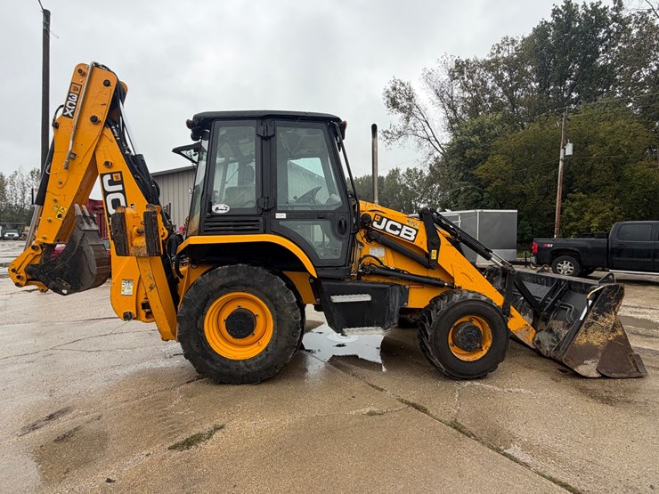 jcb-3cx-image-6
