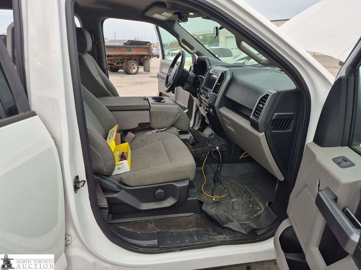 2019-ford-f150-image-26