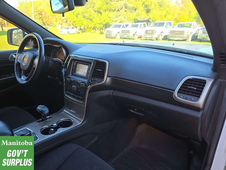 2014-jeep-grand-cherokee-image-31