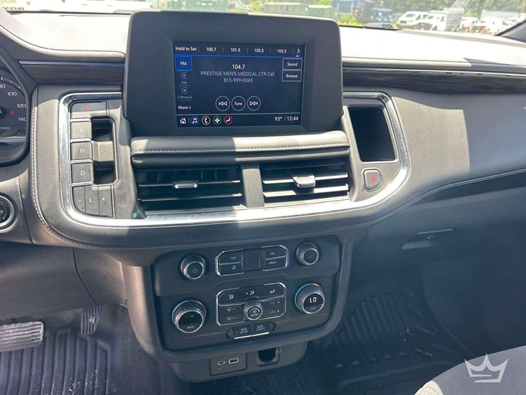 2022-chevrolet-tahoe-image-17