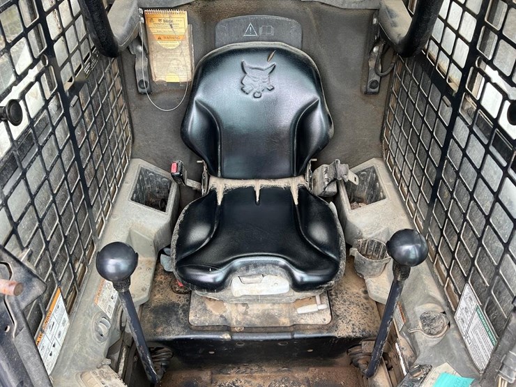 2019-bobcat-t595-image-17