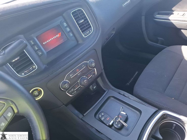 non-operable-2016-dodge-charger-image-12