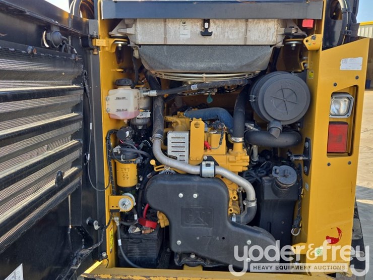 2019-caterpillar-259d3-image-33