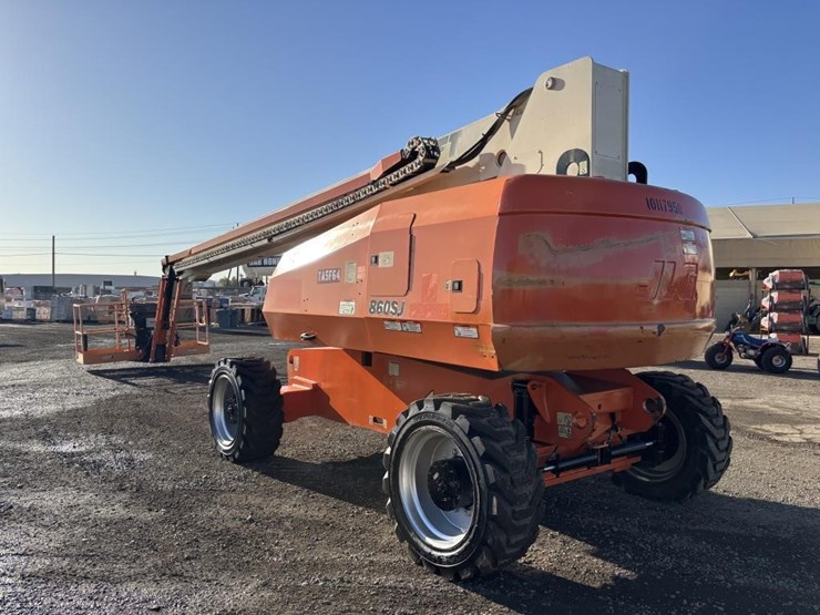 2013-jlg-860sj-image-4