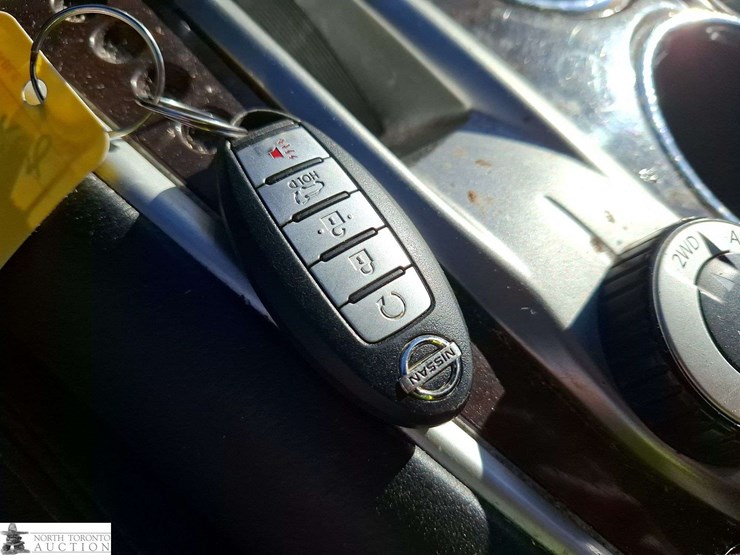 2014-nissan-pathfinder-image-13