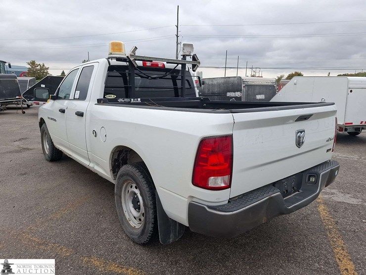 2011-dodge-1500-image-7