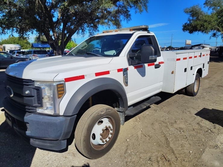 2018-ford-f450-image-2