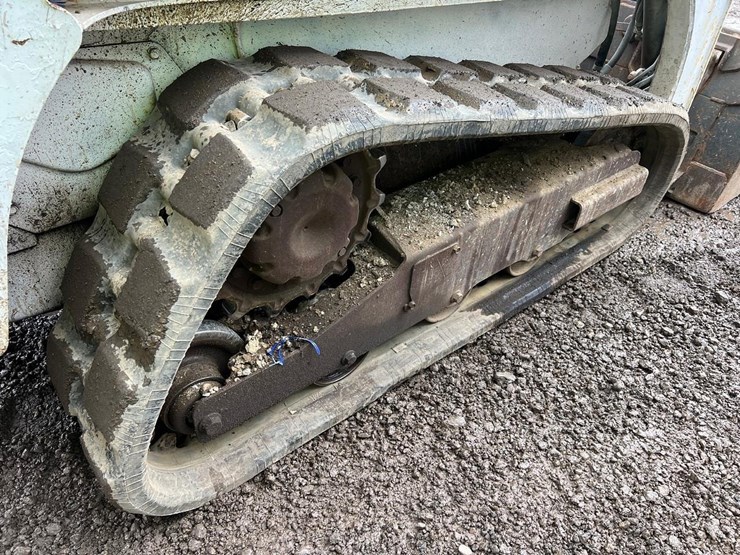 2015-bobcat-t450-image-15