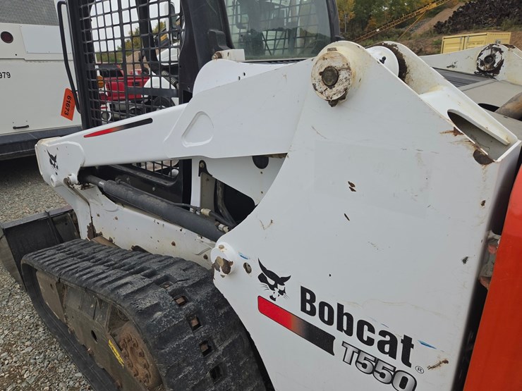bobcat-t550-image-20