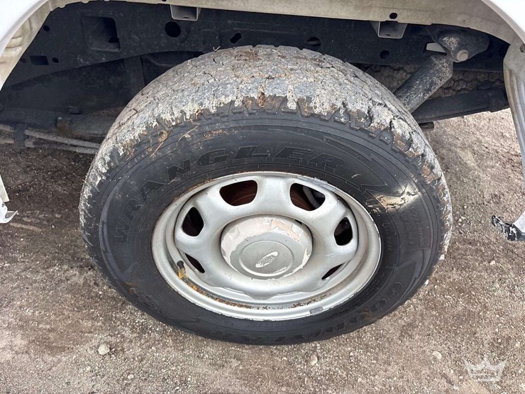 2017-ford-f150-image-27