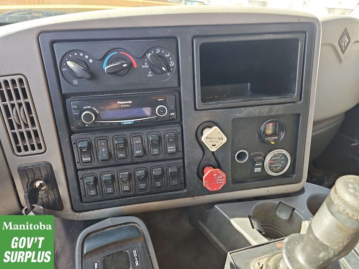 2011-international-workstar-7600-image-19