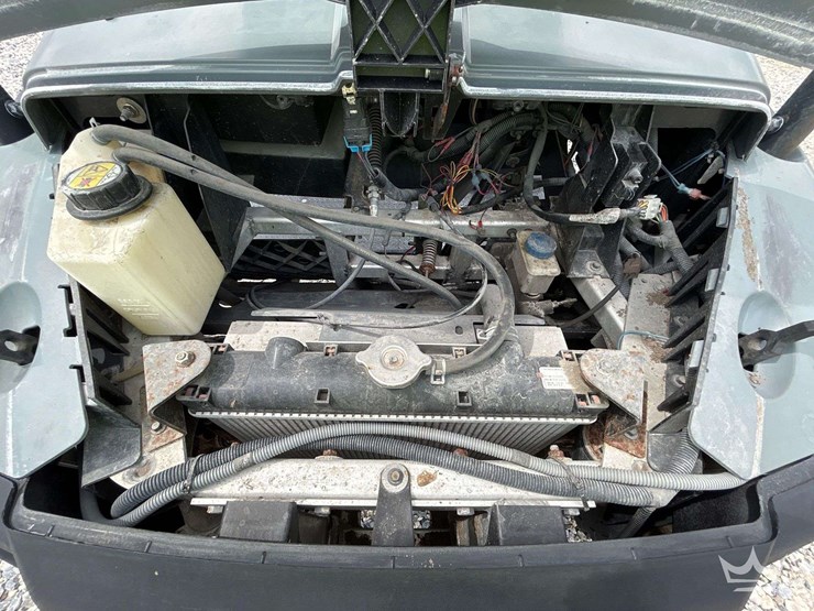 2023-club-car-carryall-1500-4x4-diesel-utility-cart-image-10