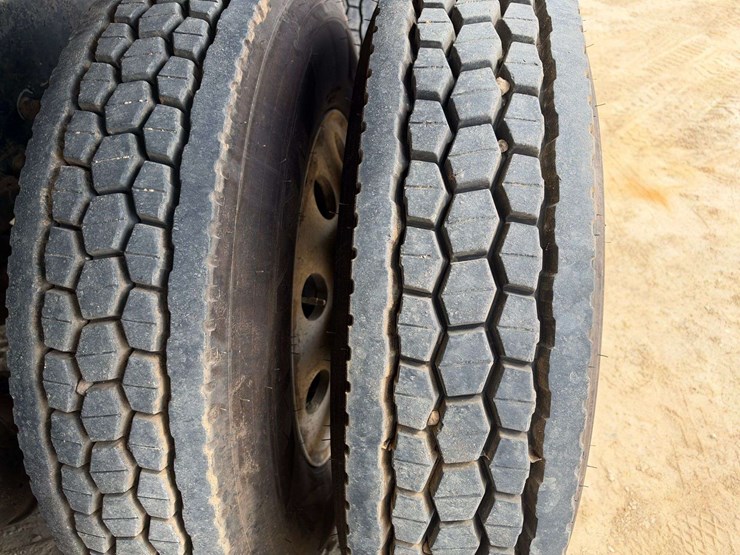 2007-mack-granite-ctp713b-image-20
