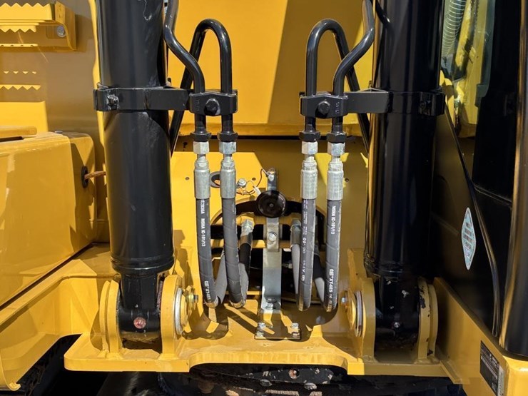 2020-caterpillar-313flgc-image-24