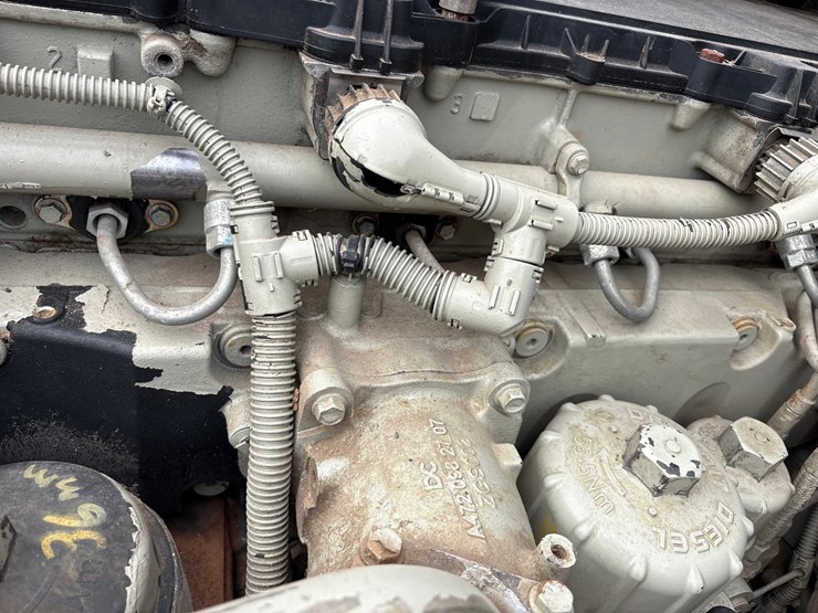 2013-western-star-4900sa-image-36