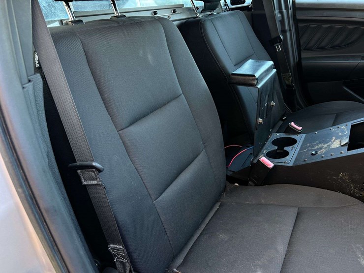 2016-ford-taurus-police-interceptor-sedan-(82,733-miles)-image-34