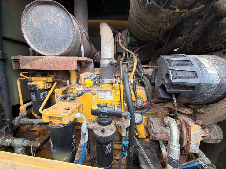 deere-624k-image-9