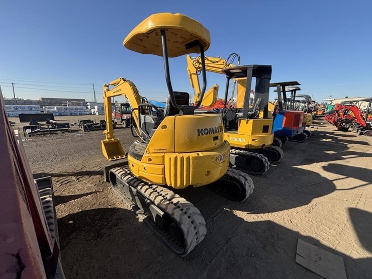 komatsu-pc30mr-1-image-4