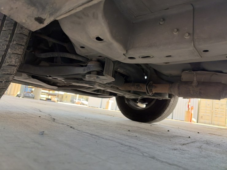 2011-ford-escape-image-30