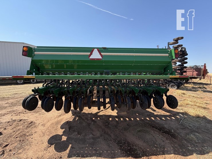 great-plains-3s4000hd-image-3