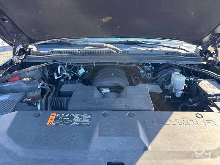 2019-chevrolet-tahoe-image-8
