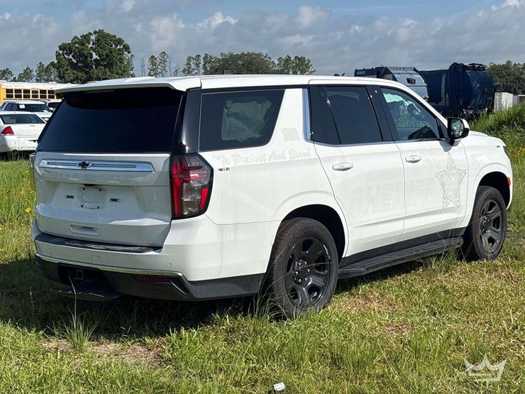 2023-chevrolet-tahoe-image-3