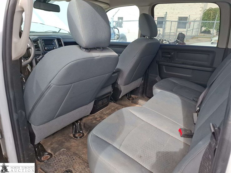 2018-dodge-1500-image-14