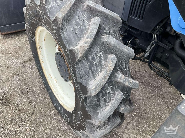 new-holland-t4.90-image-22