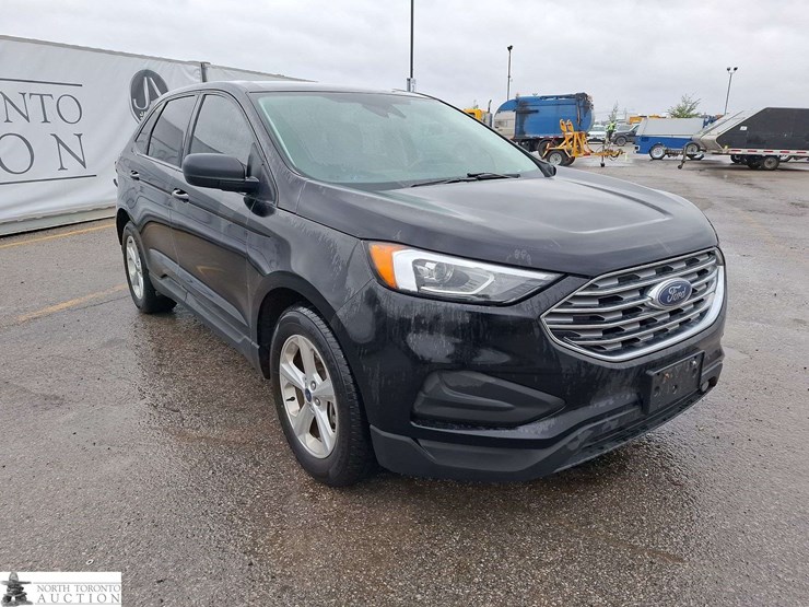 2021-ford-edge-image-3