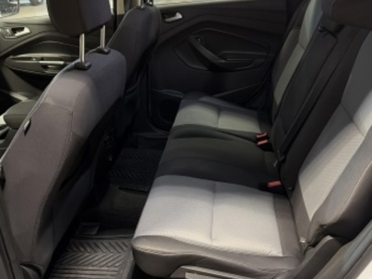 2018-ford-escape-se-image-26