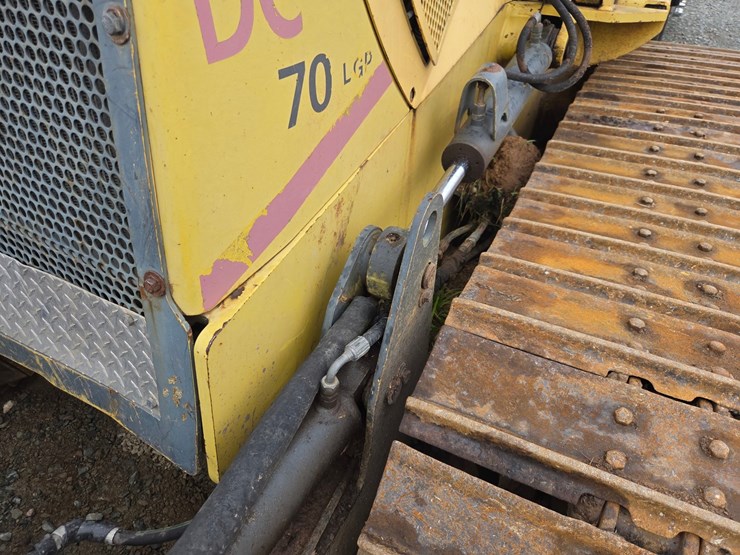 new-holland-dc70-lgp-image-22